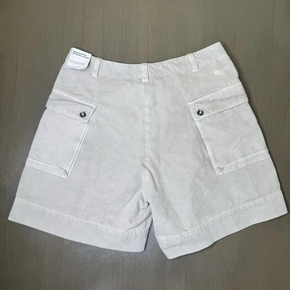 NEW Nike Life Men’s P44 Cargo Shorts Size 32 Medium FZ6571-014 Light Iron Ore - Picture 2 of 15